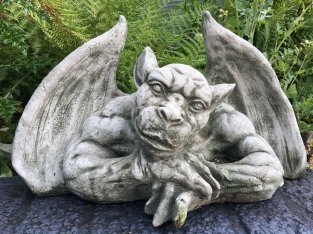 De XL Denker- Gargoyle- decoratie voor de muur - Stone Monster- middeleeuwse figuren tuin.